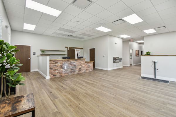 Parrish Veterinary Clinic - Parrish, FL